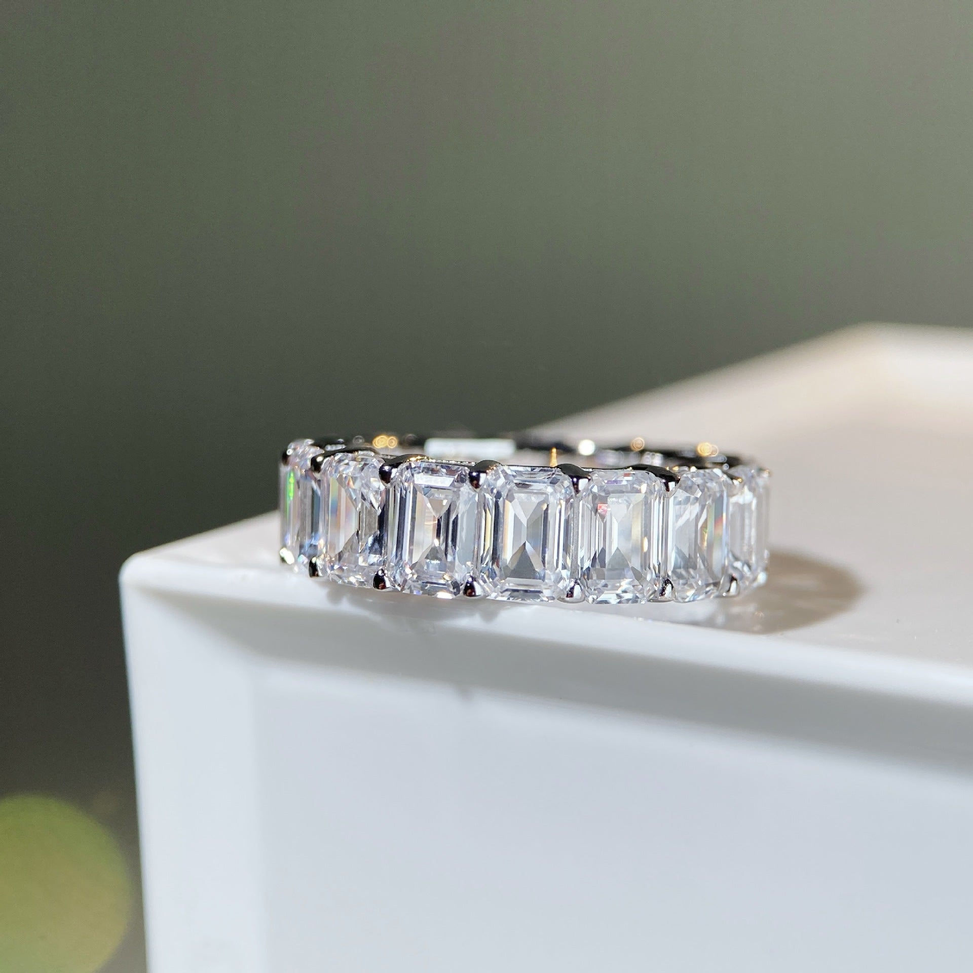 'THE CLASSIC' RING