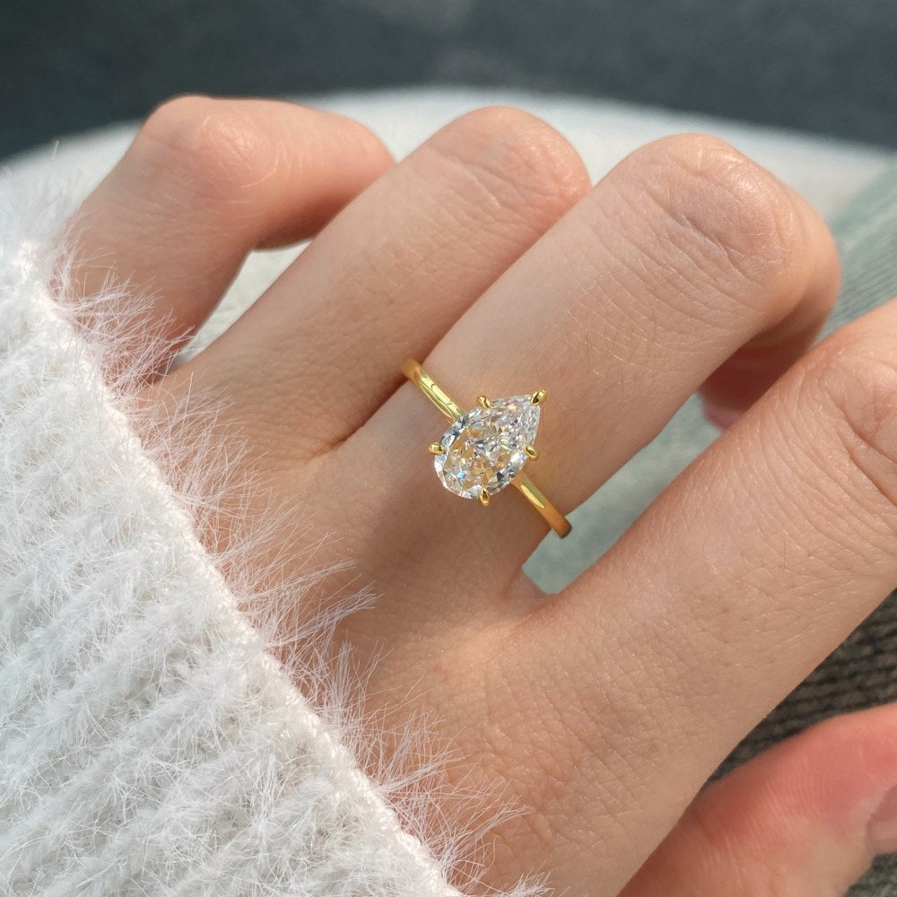 'DIONNE' GOLD RING