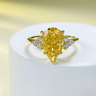 'GOLDEN TEARDROP' RING