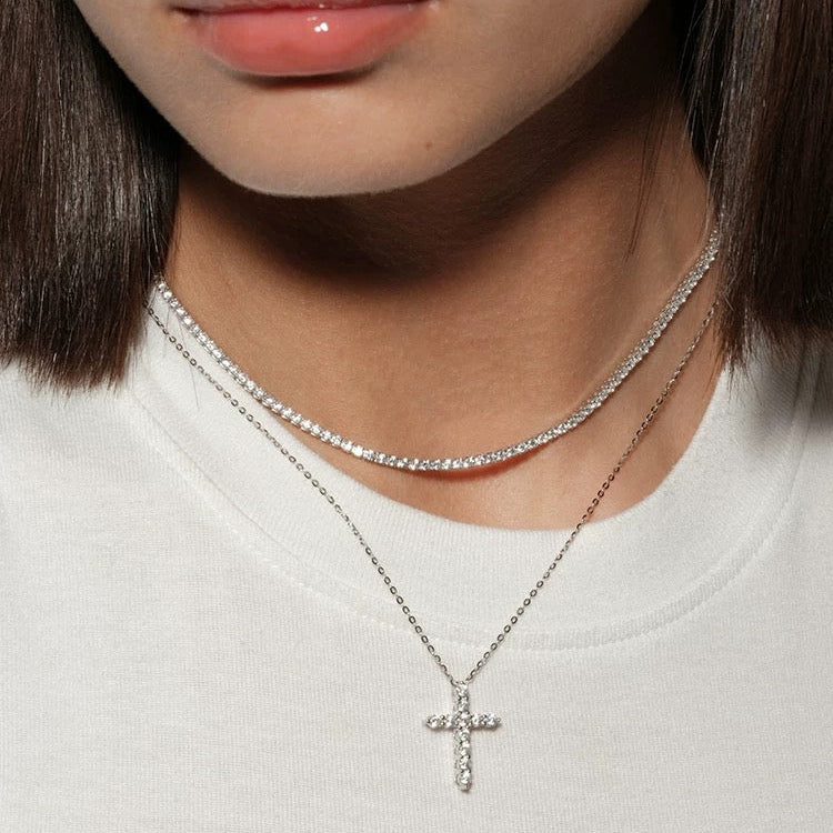 'FAITH‘ MOISSANITE NECKLACE