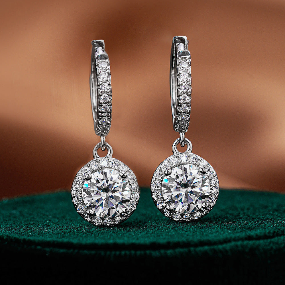 'THE MRS‘ MOISSANITE EARRINGS