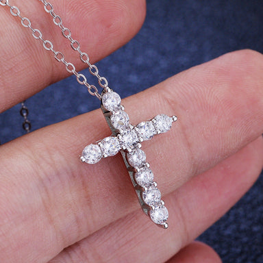 'FAITH‘ MOISSANITE NECKLACE