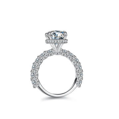 'MAJESTIC' RING - 2CT MOISSANITE