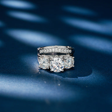 'INFINITE' MOISSANITE RING SET