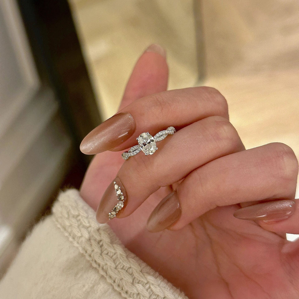 'FANTASY' RING - 1CT MOISSANITE