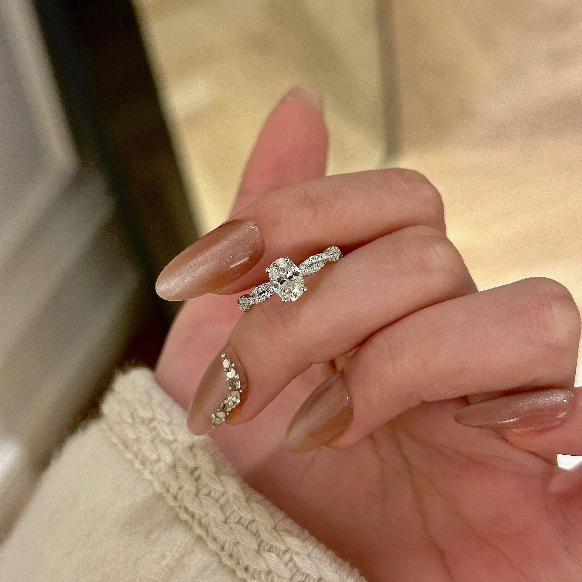 'FANTASY' RING - 1CT MOISSANITE