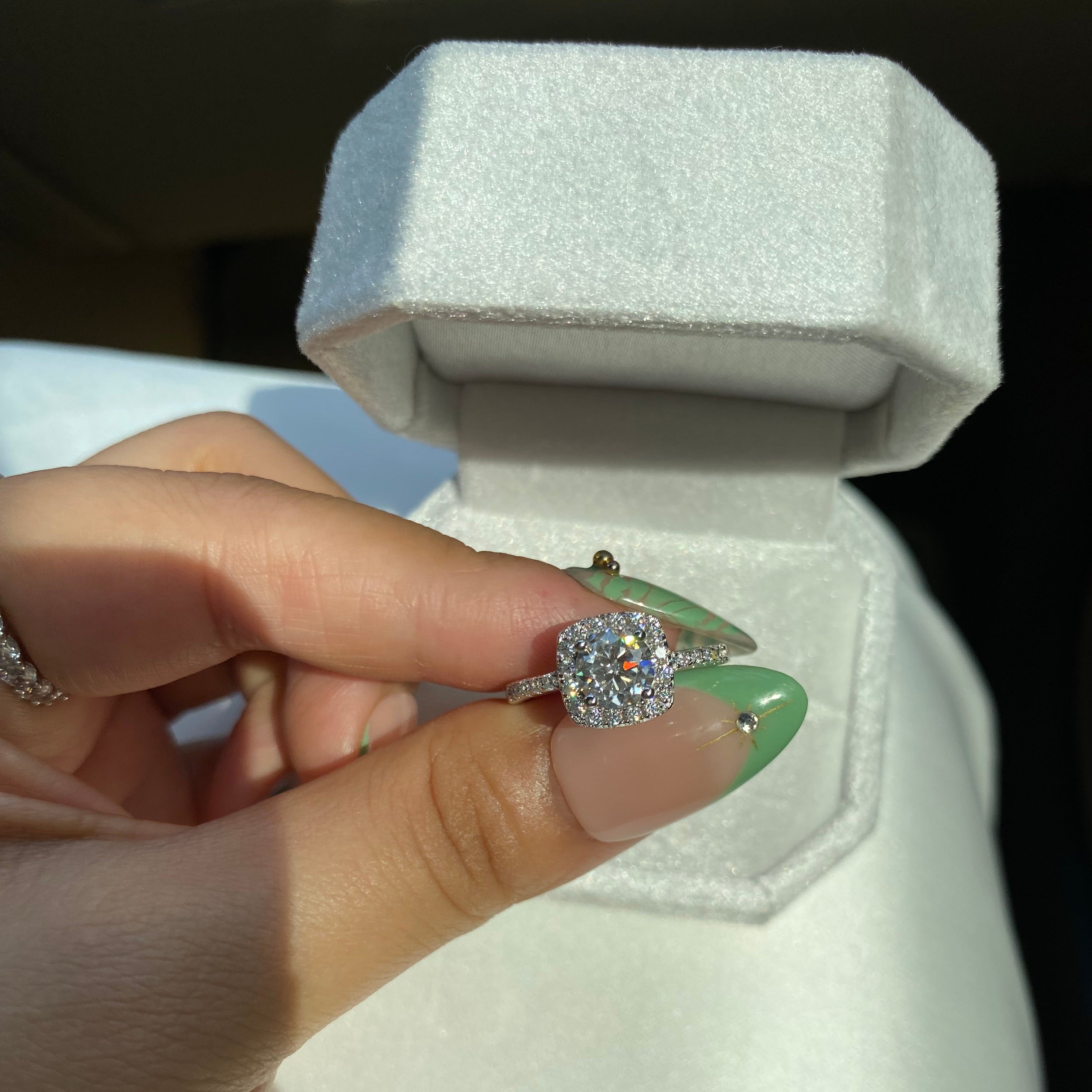 'WIFE GOALS' RING - 1CT MOISSANITE