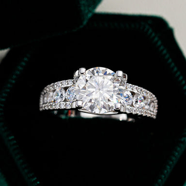 'ENGAGE ME' RING - 3CT MOISSANITE
