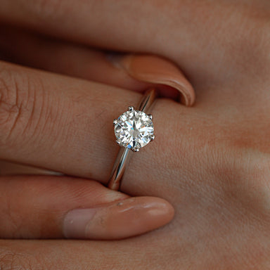 'LOVE FLEX' RING - 1CT MOISSANITE