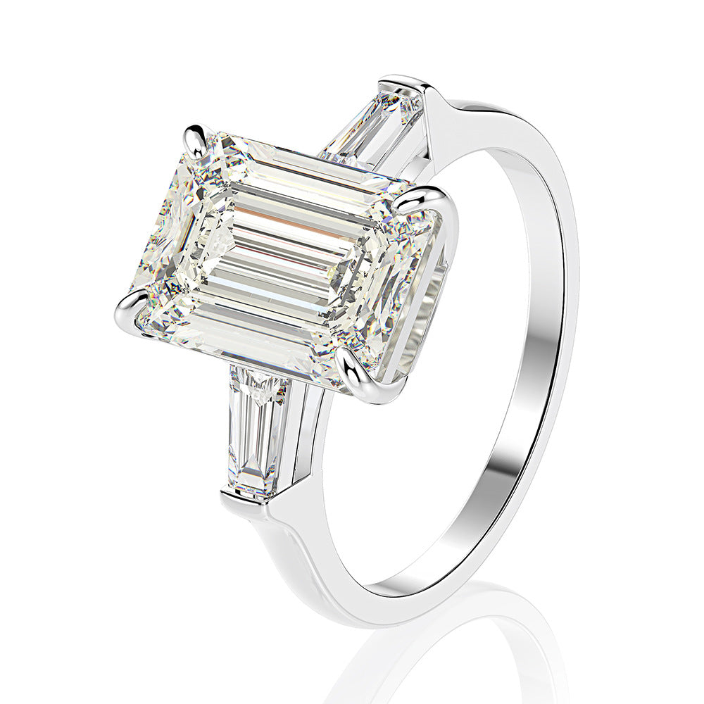 'EMERALD ESSENCE' RING
