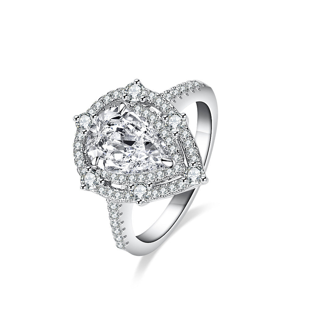 'BEVERLY' RING - 3CT MOISSANITE