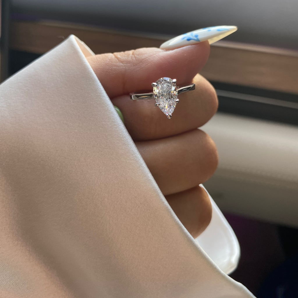 'DIONNE' GOLD RING