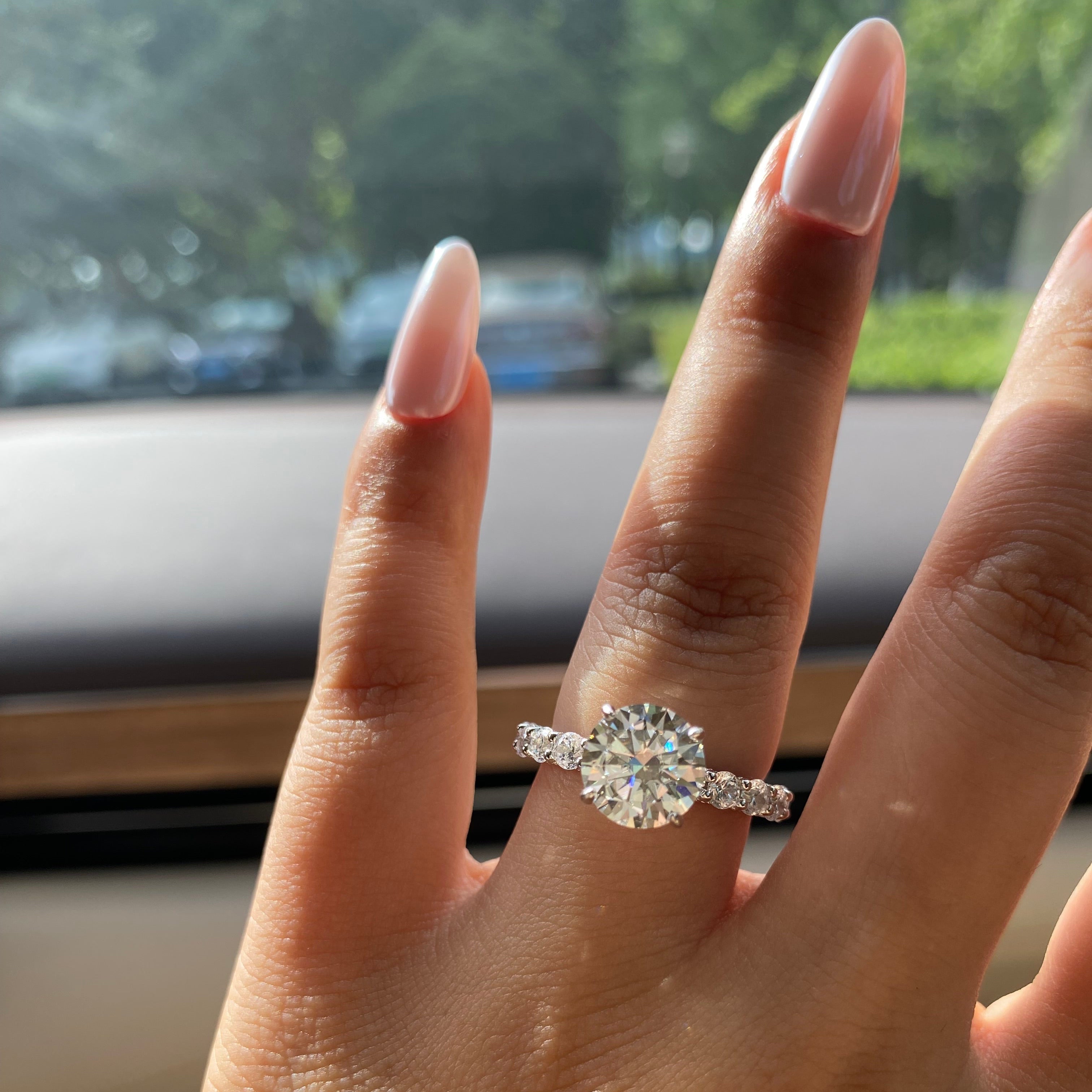 'MAJESTIC' RING - 2CT MOISSANITE