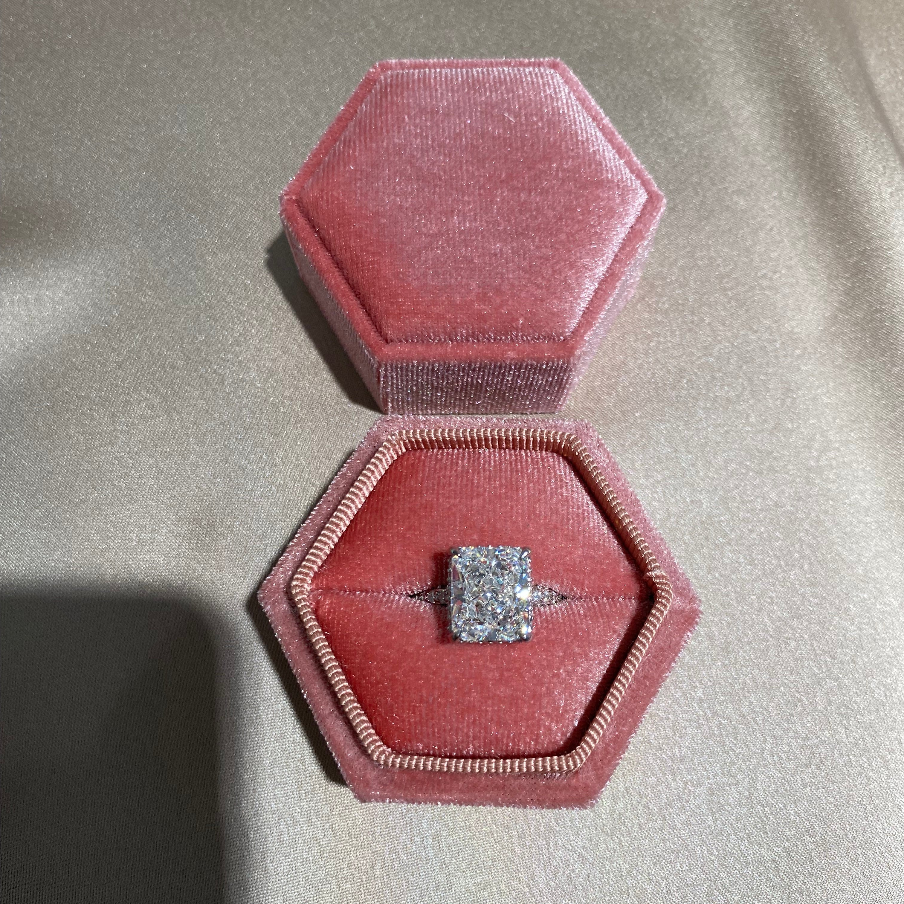 'LEVEL UP' RING