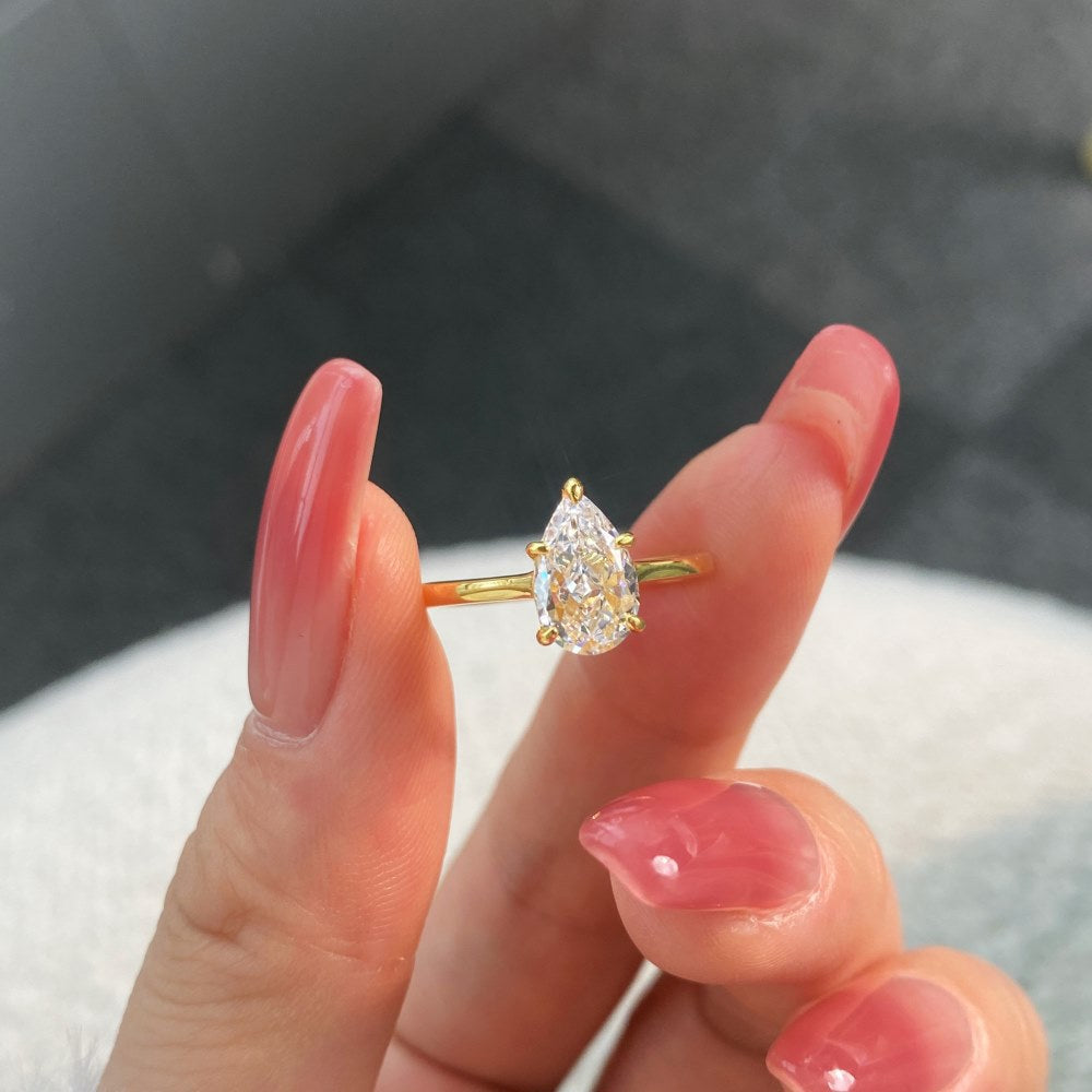 'DIONNE' GOLD RING